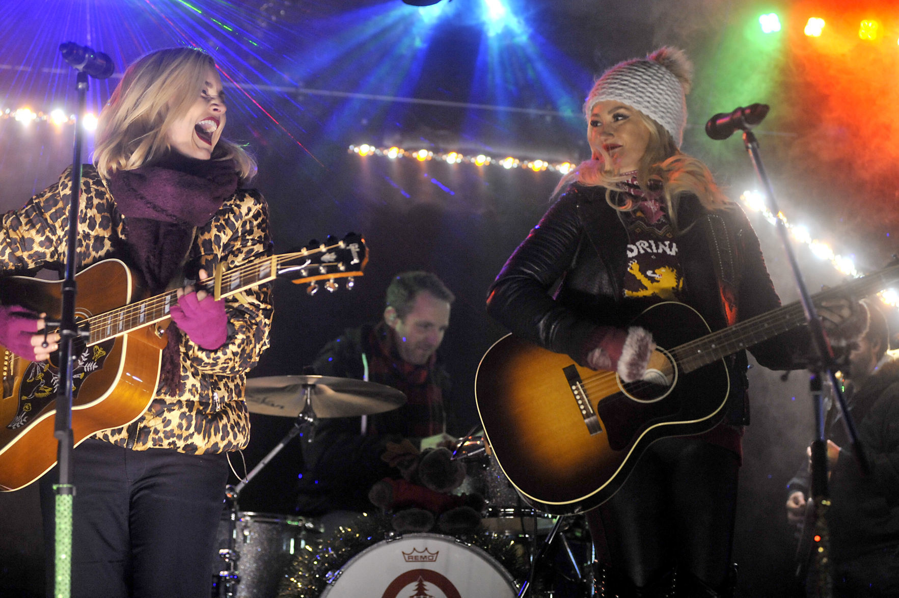 HOLIDAY TRAIN